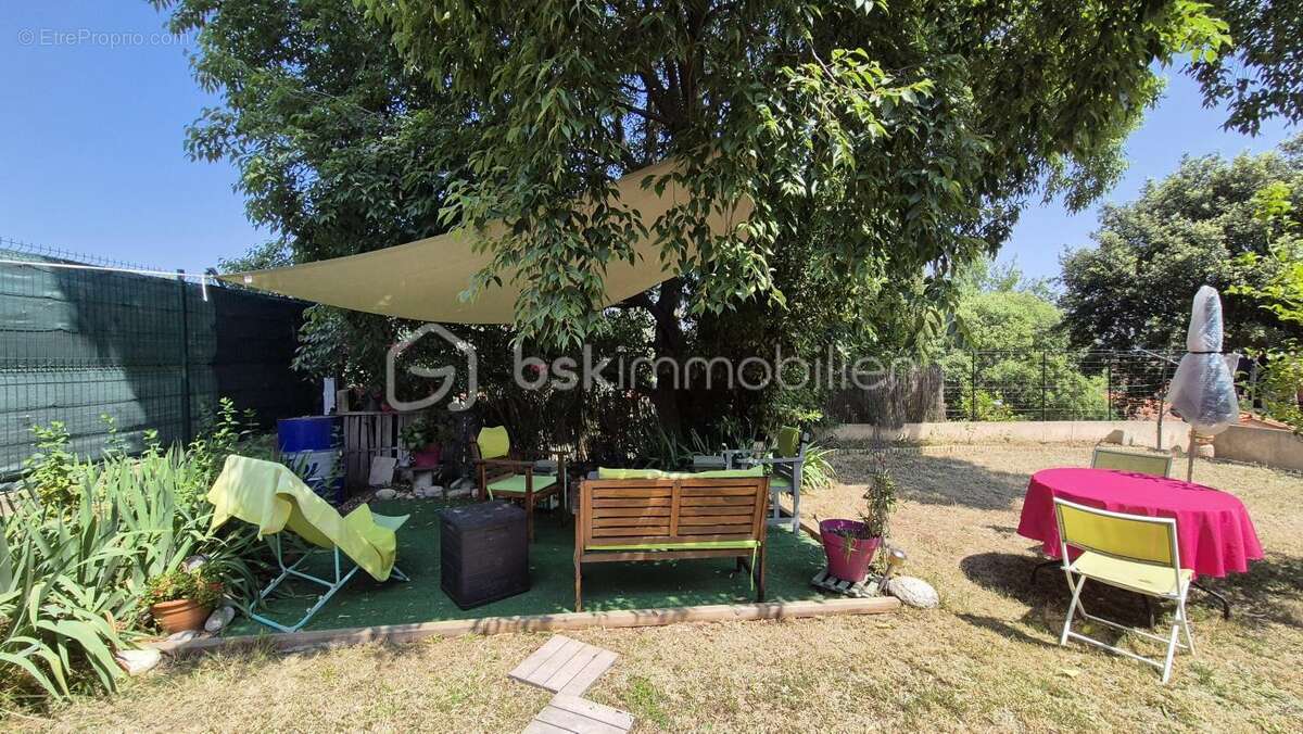 A vendre maison 3 faces de 131m² sur terrain de 336m² a ceret - trois chambres - garage - climatisation reversible - vue sur le  - photo 25