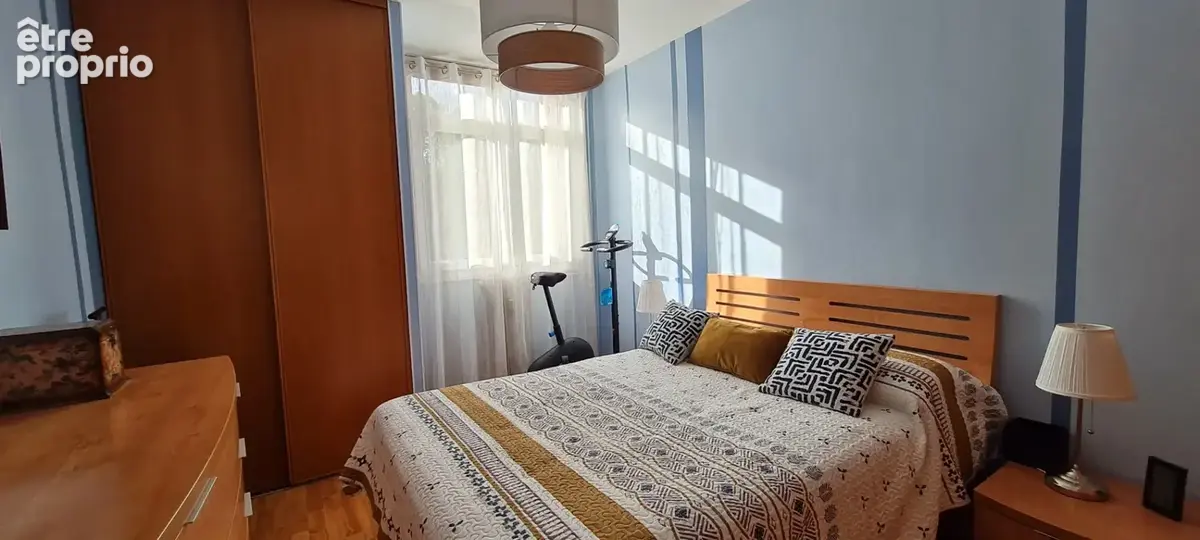 NIMES à vendre T5 de 84 m² 3 chambres, garage individuel, balcon, jardin commun, parking - photo 6