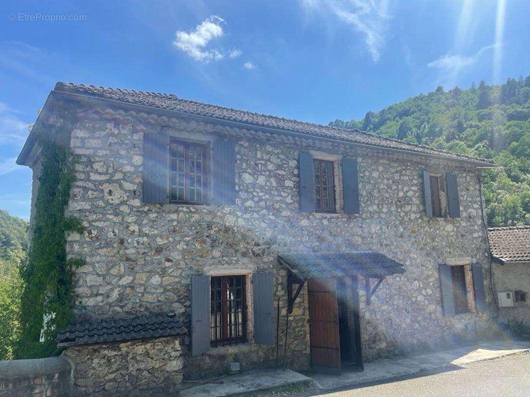 Maison à ROCLES