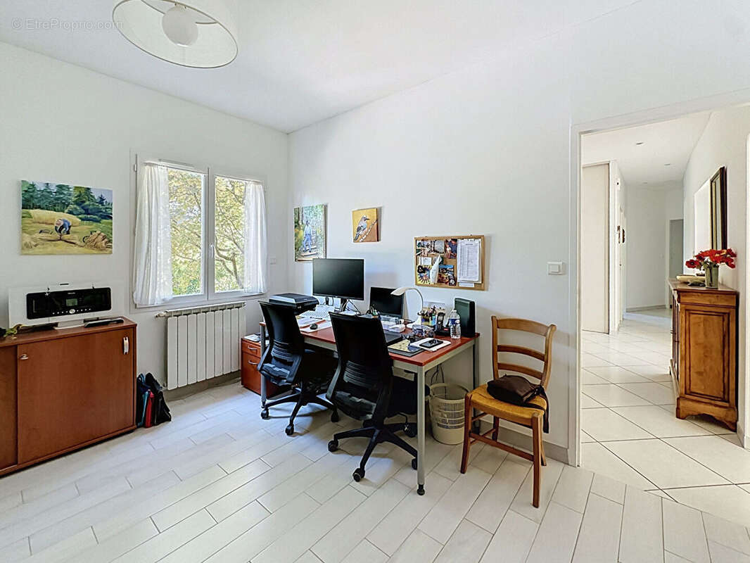 A vendre Maison Montauban (82) 5 chambres 185 m2 piscine garage  clim - photo 8