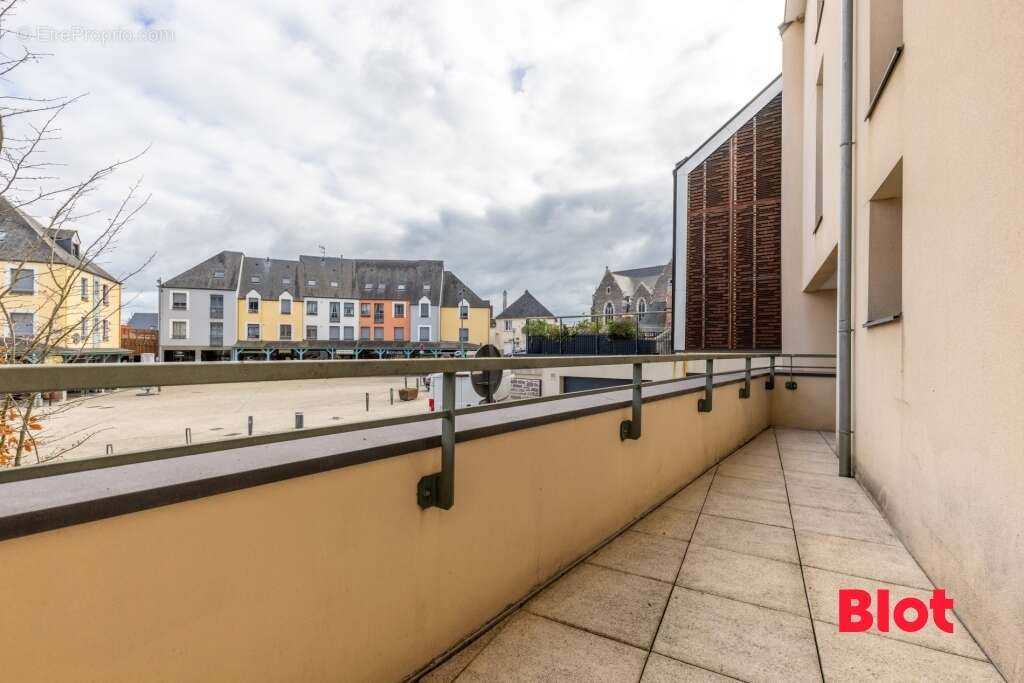 Appartement à SAINT-ERBLON