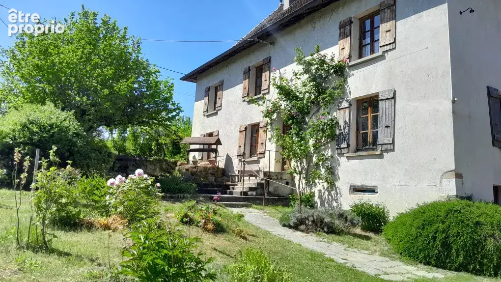 Grande maison de 189 m2 au calme sur 680 m2 de terrain - photo 4