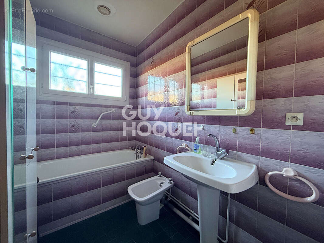 Maison à SAINT-LAURENT-D'AGNY