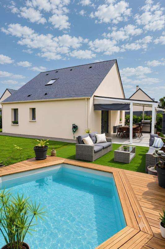 Maison à BEAUMONT-LA-RONCE