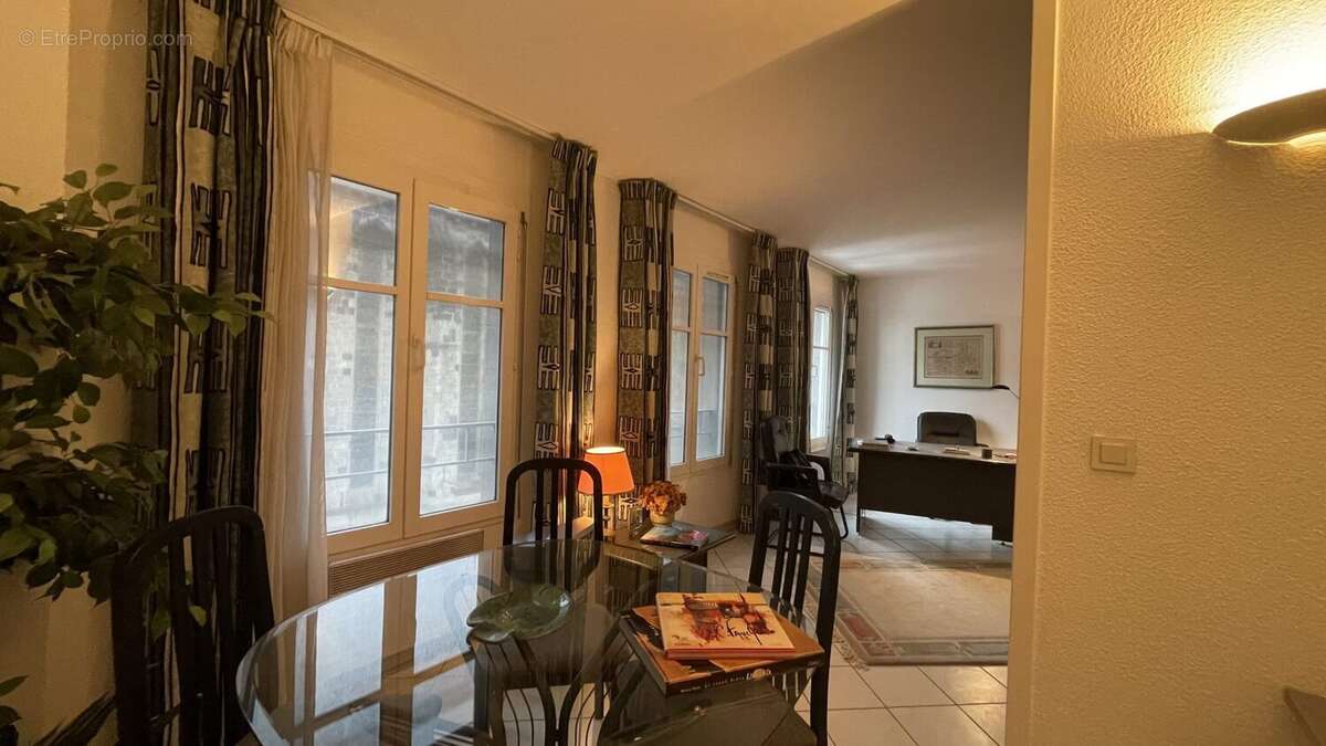Appartement 42 m² à Clermont-Ferrand  - photo 2