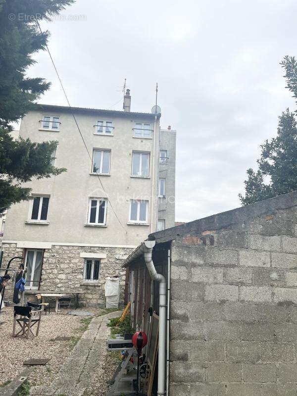 Appartement à CHOISY-LE-ROI