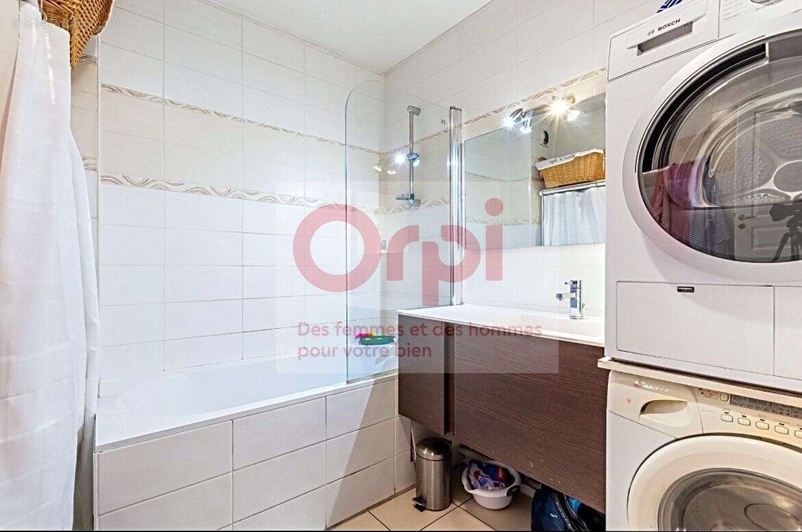 Appartement à ISSY-LES-MOULINEAUX