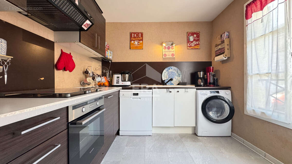 Maison à CORBEIL-ESSONNES