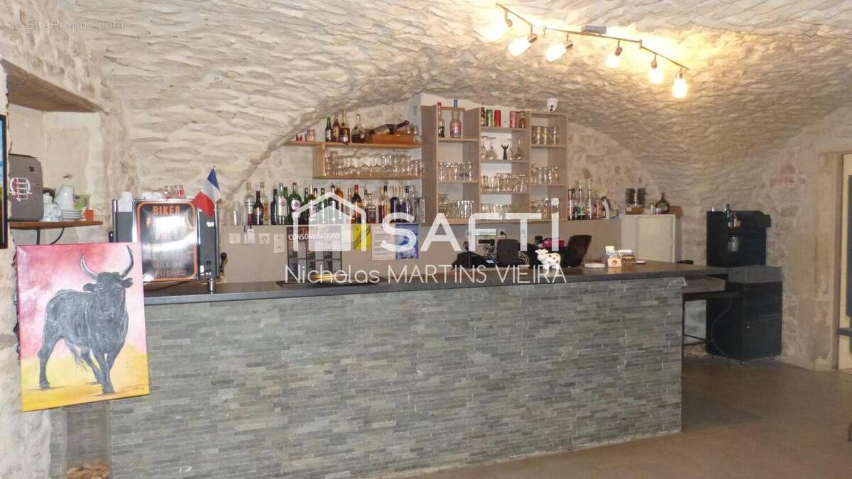 Photo 2 - Commerce à LA CALMETTE