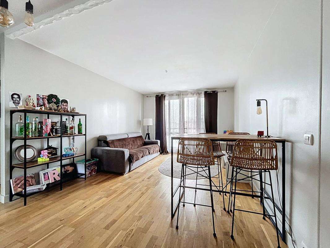 Appartement à BOIS-D'ARCY