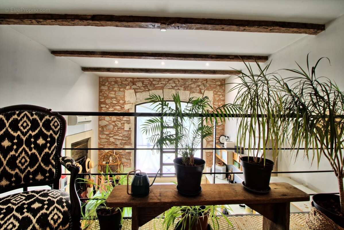 Appartement à MARSEILLE-6E