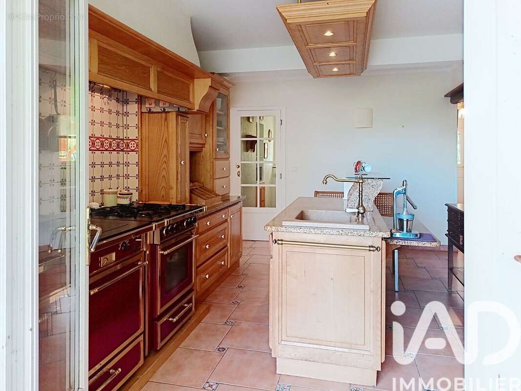 Maison 240 m² à Bougon  - photo 6