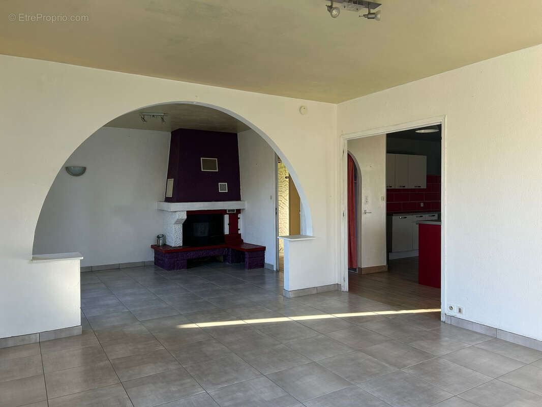 Maison à CAUSSE-ET-DIEGE