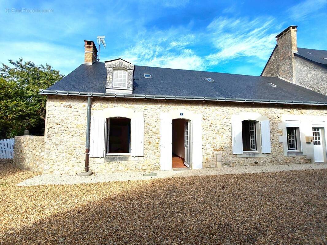 Photo 1 - Maison à BAUGE