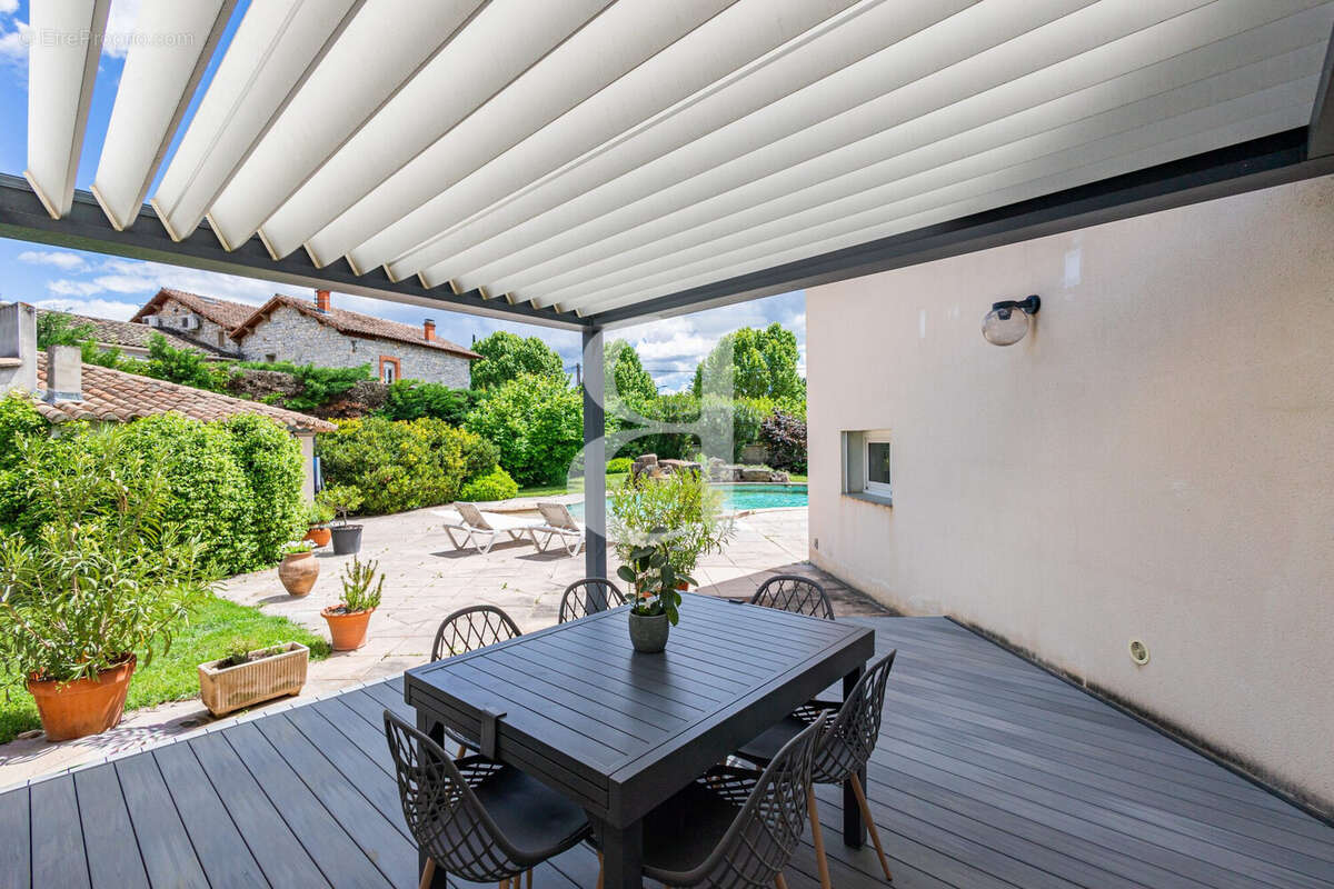 Maison à VAISON-LA-ROMAINE