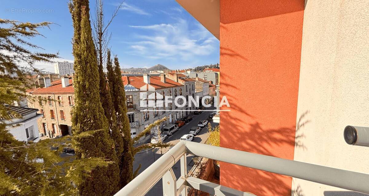 Appartement à SAINT-ETIENNE