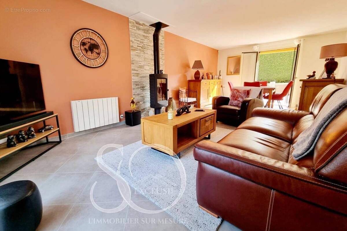 Maison à MEZIERES-SUR-SEINE