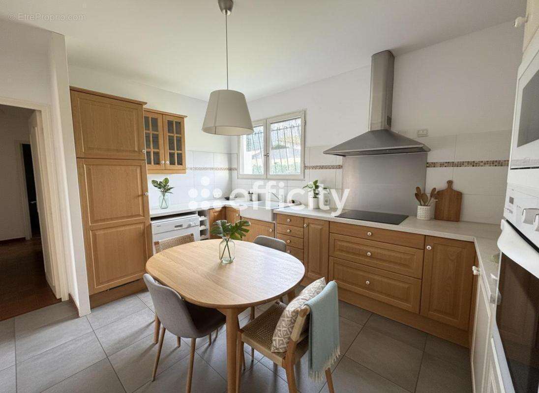 Maison à GUJAN-MESTRAS