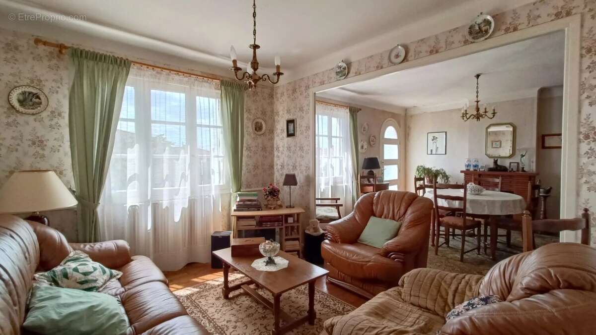 Maison à POITIERS