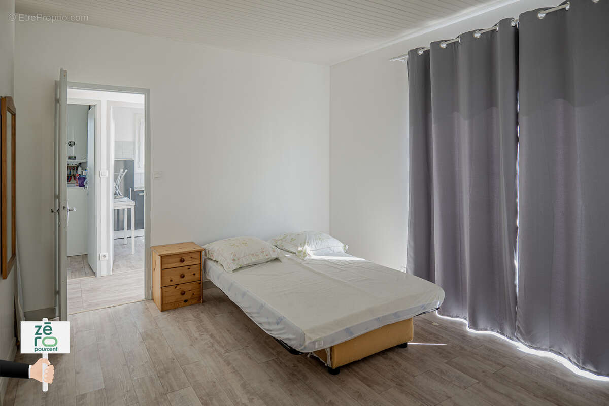 Maison à LES MAGNILS-REIGNIERS