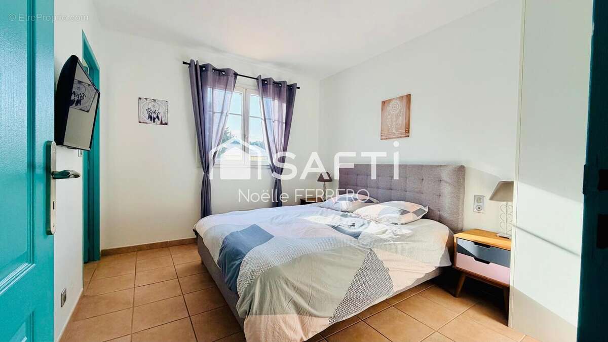 Photo 8 - Maison à FREJUS