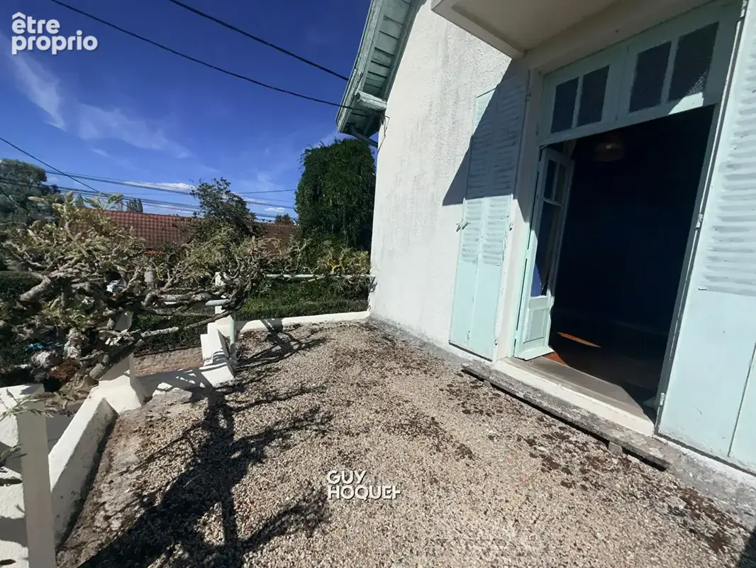 À vendre ! maison avec garage  à saint-vallier ! - photo 12