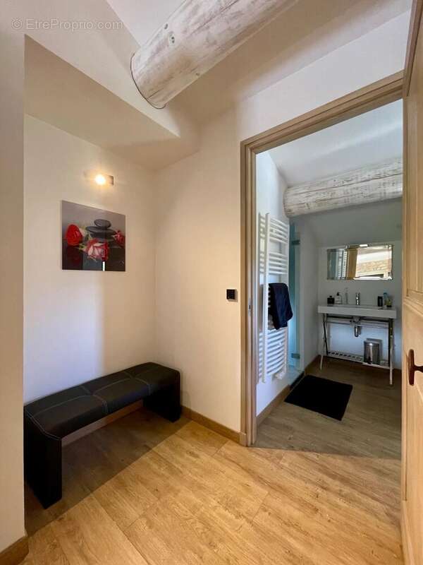 Maison à L&#039;ISLE-SUR-LA-SORGUE