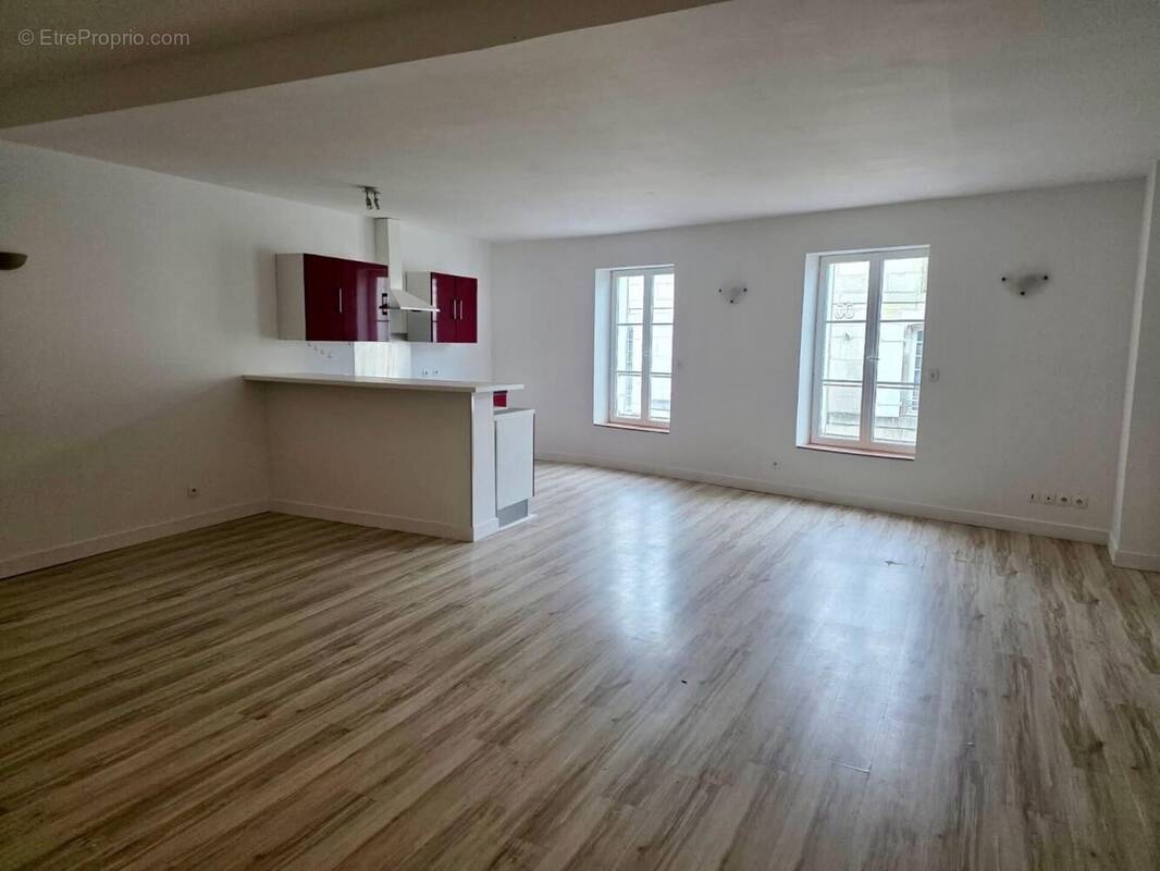Photo 1 - Appartement à PONS