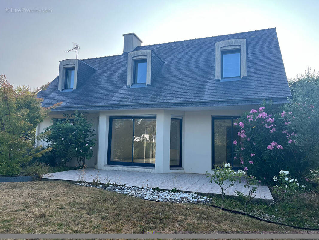 Maison à PLEUVEN