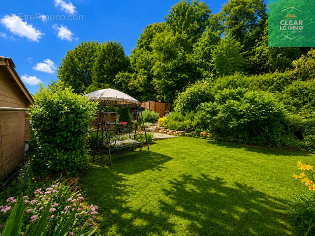 Maisonavec jardin et piscine - photo 14