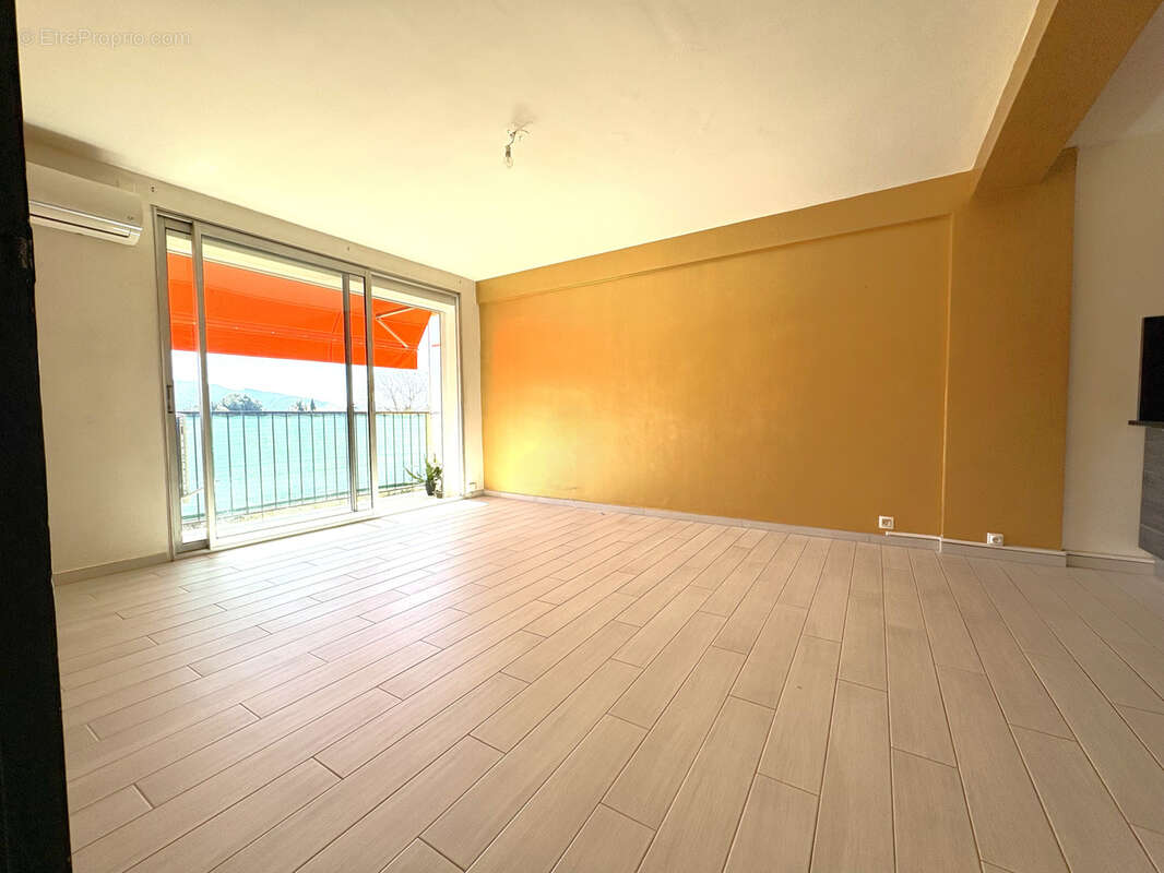Appartement à MARSEILLE-12E