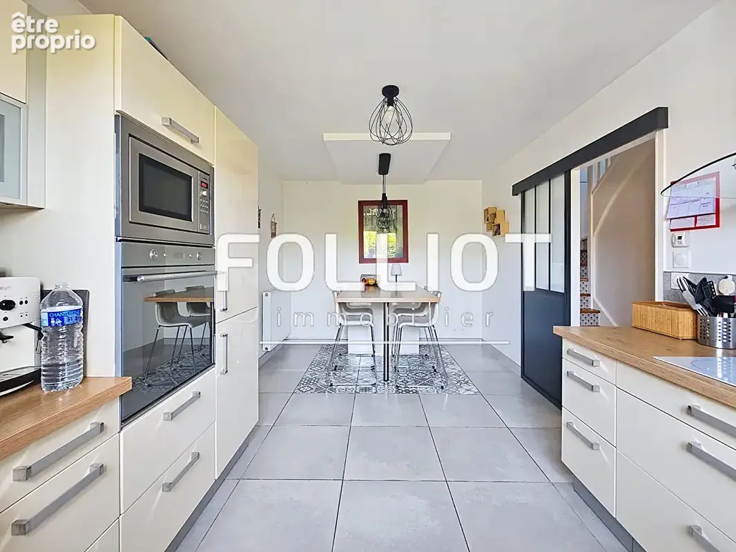 Au calme, vie de plain pied, maison 7 pièces 6 chambres , bel environnement - photo 6