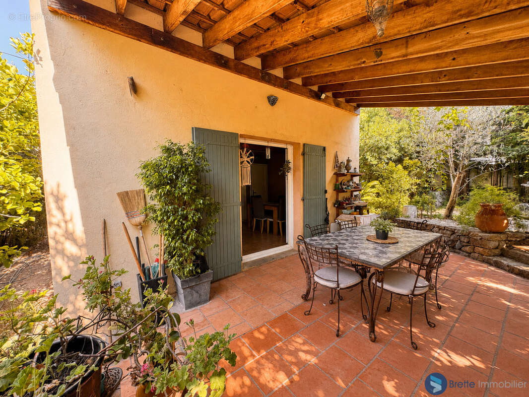 Le revest les eaux - maison - 110 m - dependance - bassin - photo 5