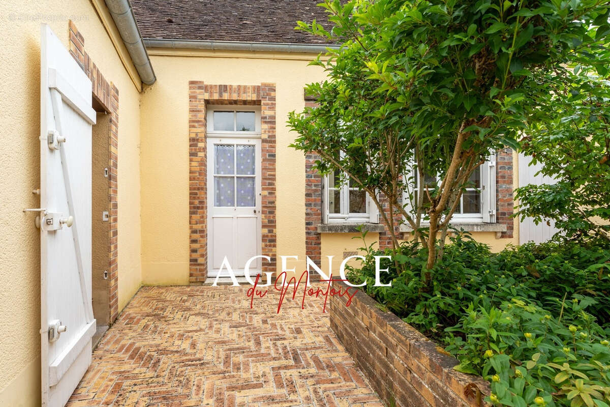 Maison à DONNEMARIE-DONTILLY