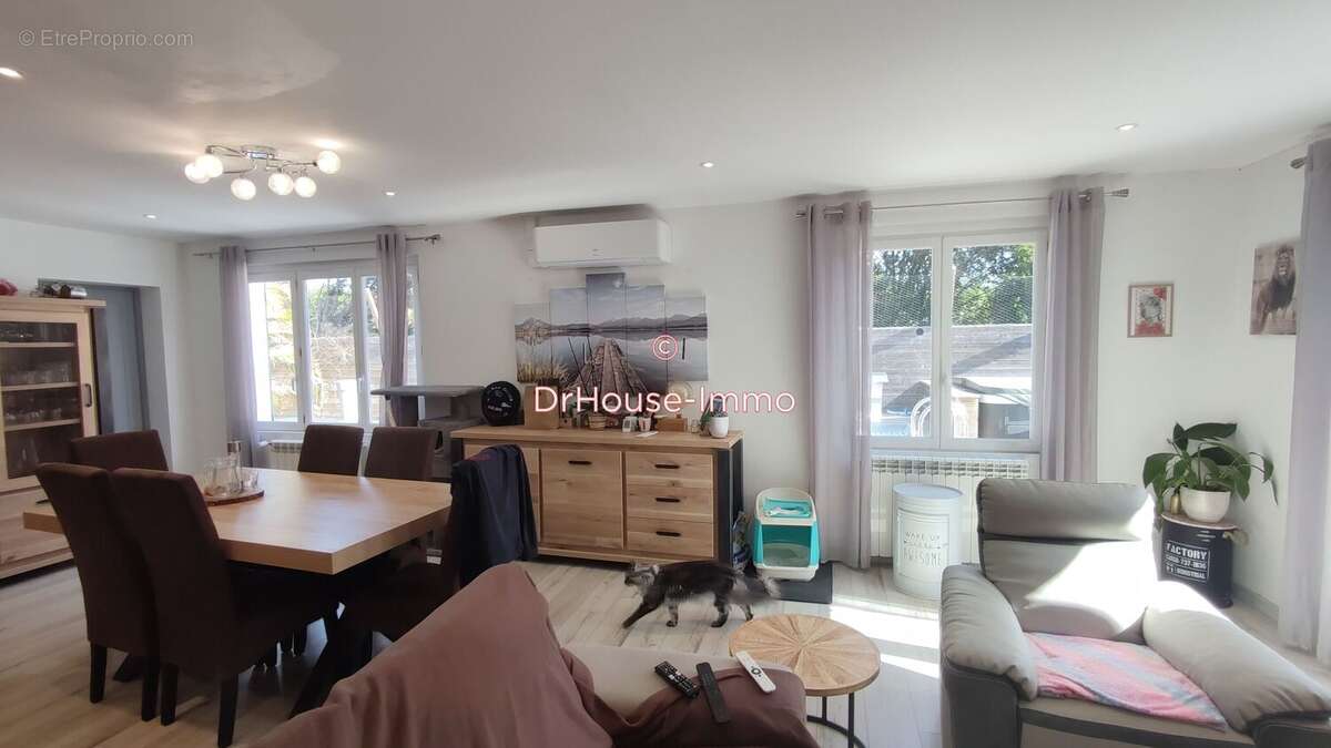 Maison à SAINT-EMILION