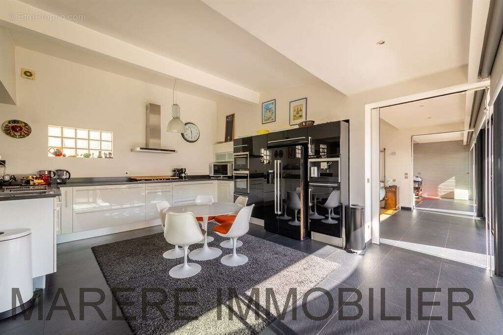 Rare & exceptionnel : grande propriete familiale 10 p. 265m² en cœur de ville, jardin 100m² garage 1 - photo 6