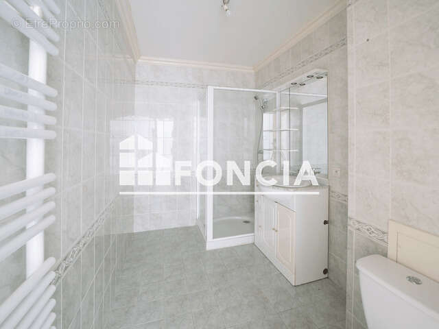 Appartement à VALLEIRY