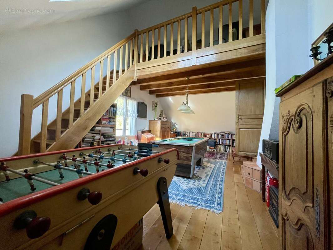 Maison à LA CHAPELLE-SAINT-MESMIN