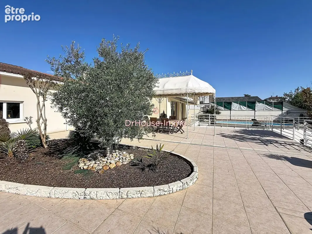 Maison 239 m² à Bergerac  - photo 5