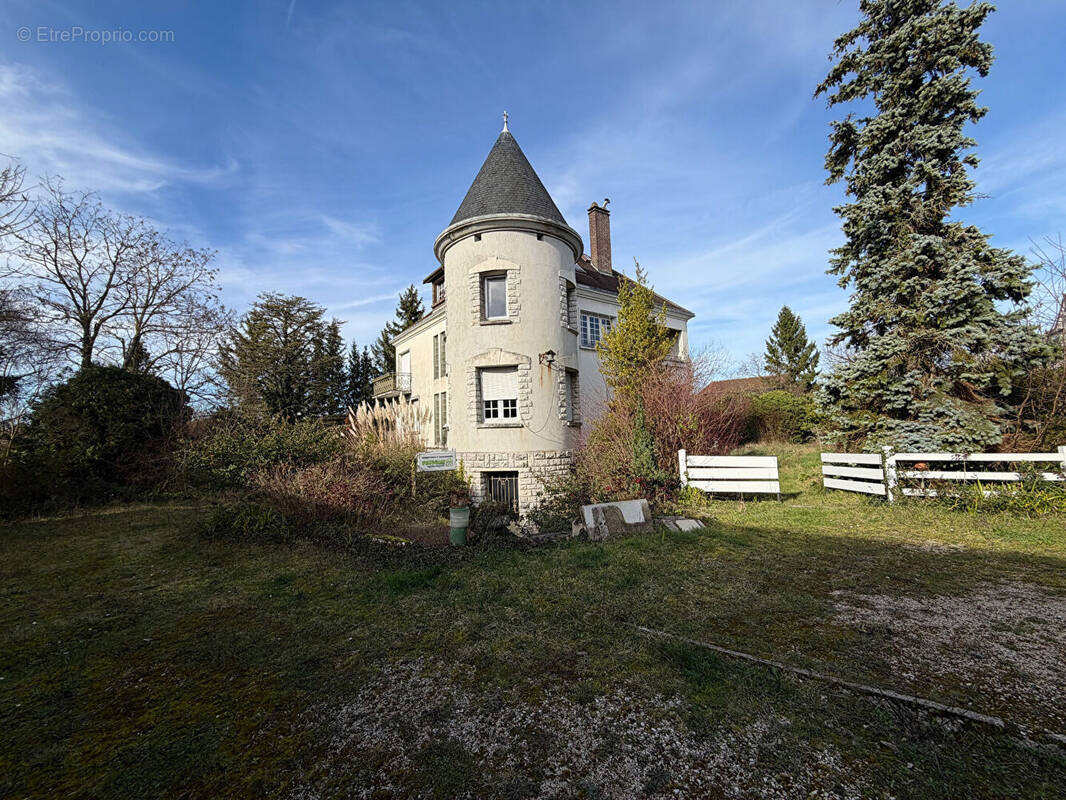 Maison à SAINT-ANDRE-LES-VERGERS