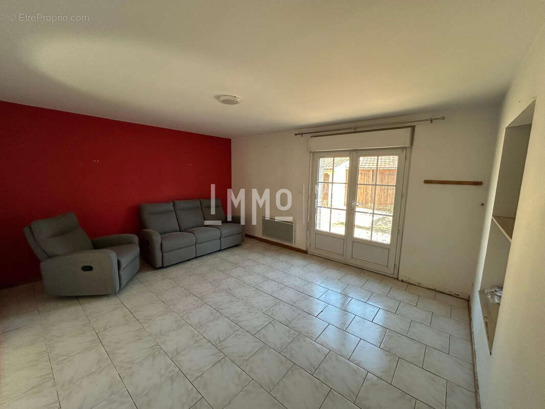 Maison 86 m² à Beaumont-Sur-Deme  - photo 3