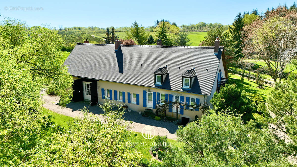 Maison à SAINT-POURCAIN-SUR-SIOULE