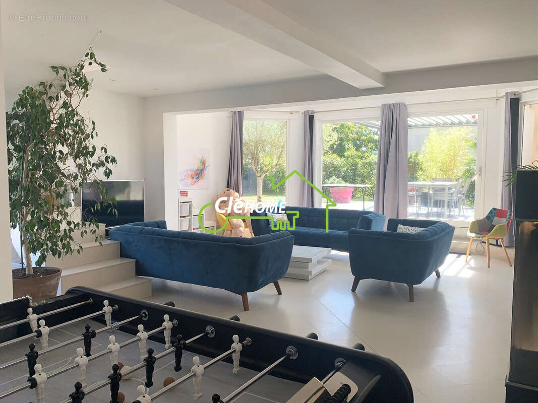 Maison à SAINT-GERMAIN-SUR-L&#039;ARBRESLE