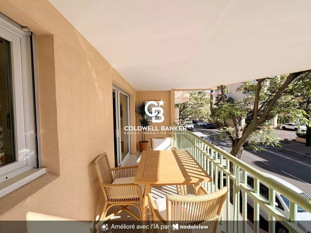 Appartement à FREJUS
