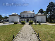 Maison à SAINTE-COLOMBE-SUR-SEINE