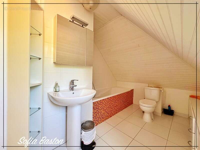 Sainte-Anne Plage – Villa T7 de 220 m²hab.+ 231m2 de terrasses - Piscine - bungalows annexes– Terrain 1 409 m² – Martinique (972 - photo 22