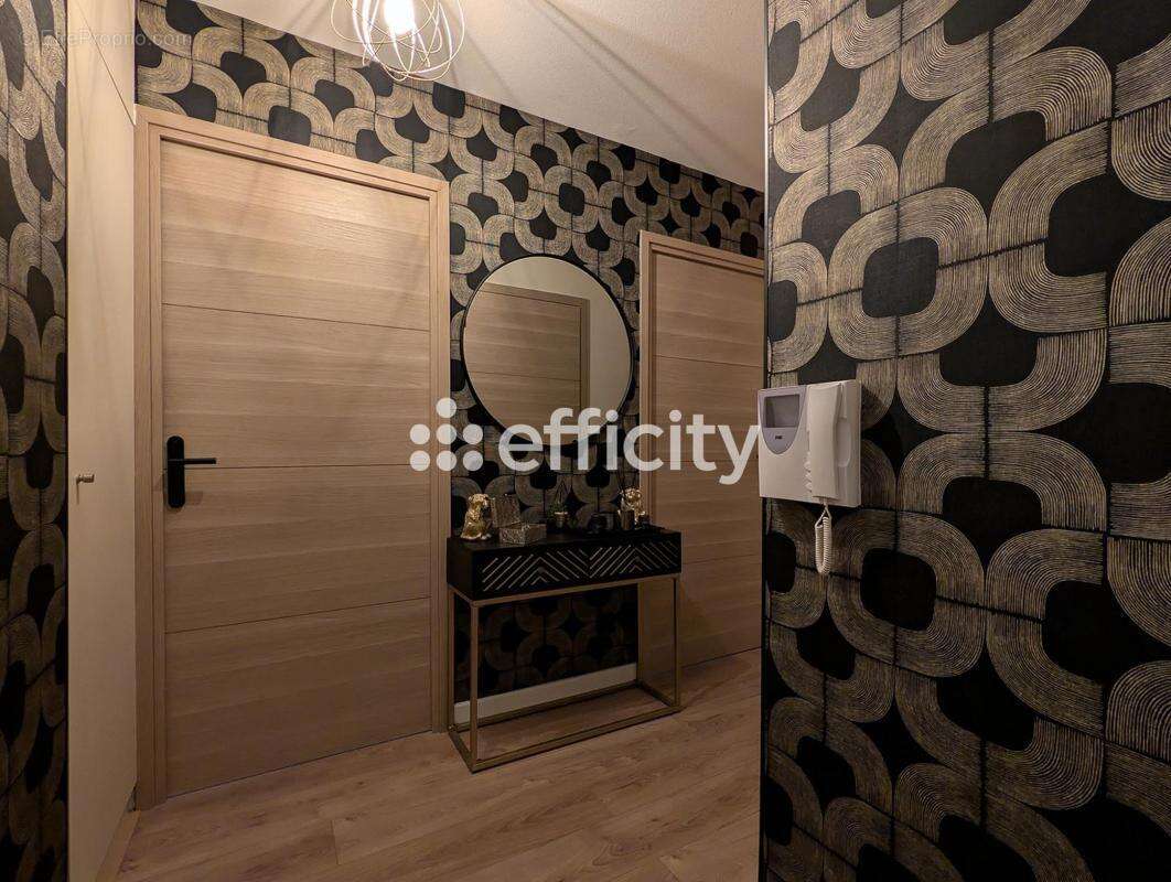 Appartement à CASTELNAU-LE-LEZ