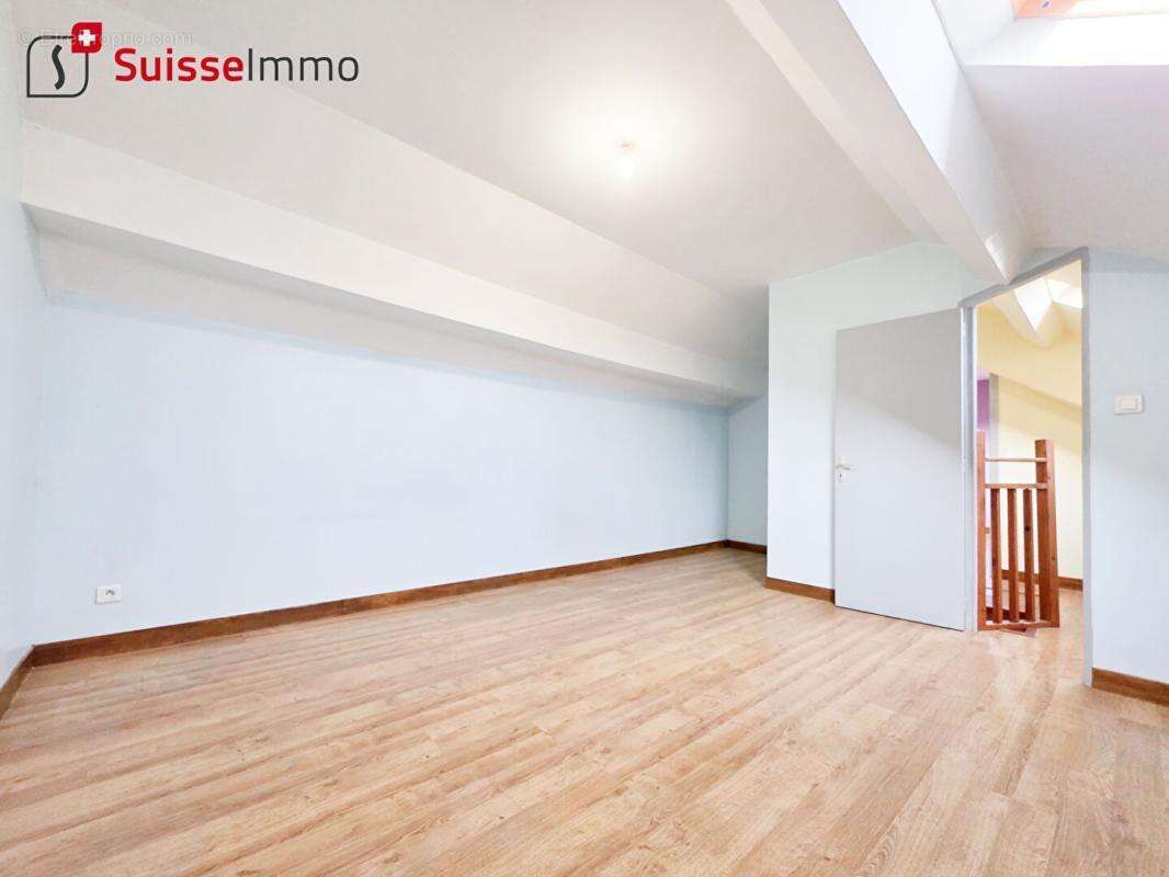 Maison à L'ISLE-SUR-LE-DOUBS