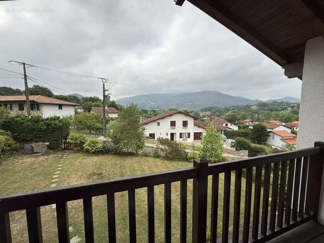 Maison au Pays Basque de 185 m² avec 3 chambres et 2 studios - photo 10