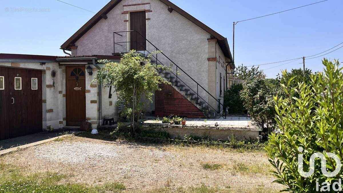 Photo 2 - Maison à BOURBON-LANCY